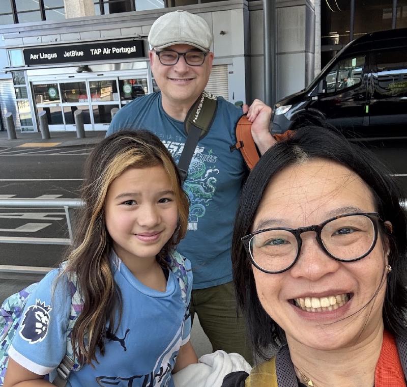 One last photo outside the terminal before heading in